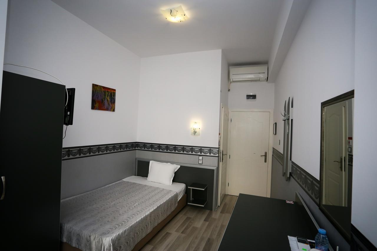 Apart Hotel Central 莫姆奇尔格勒 外观 照片