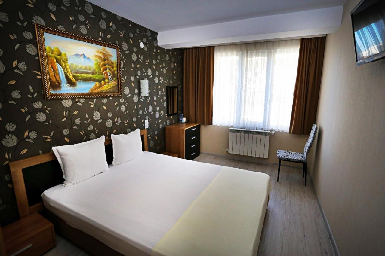 Apart Hotel Central 莫姆奇尔格勒 外观 照片