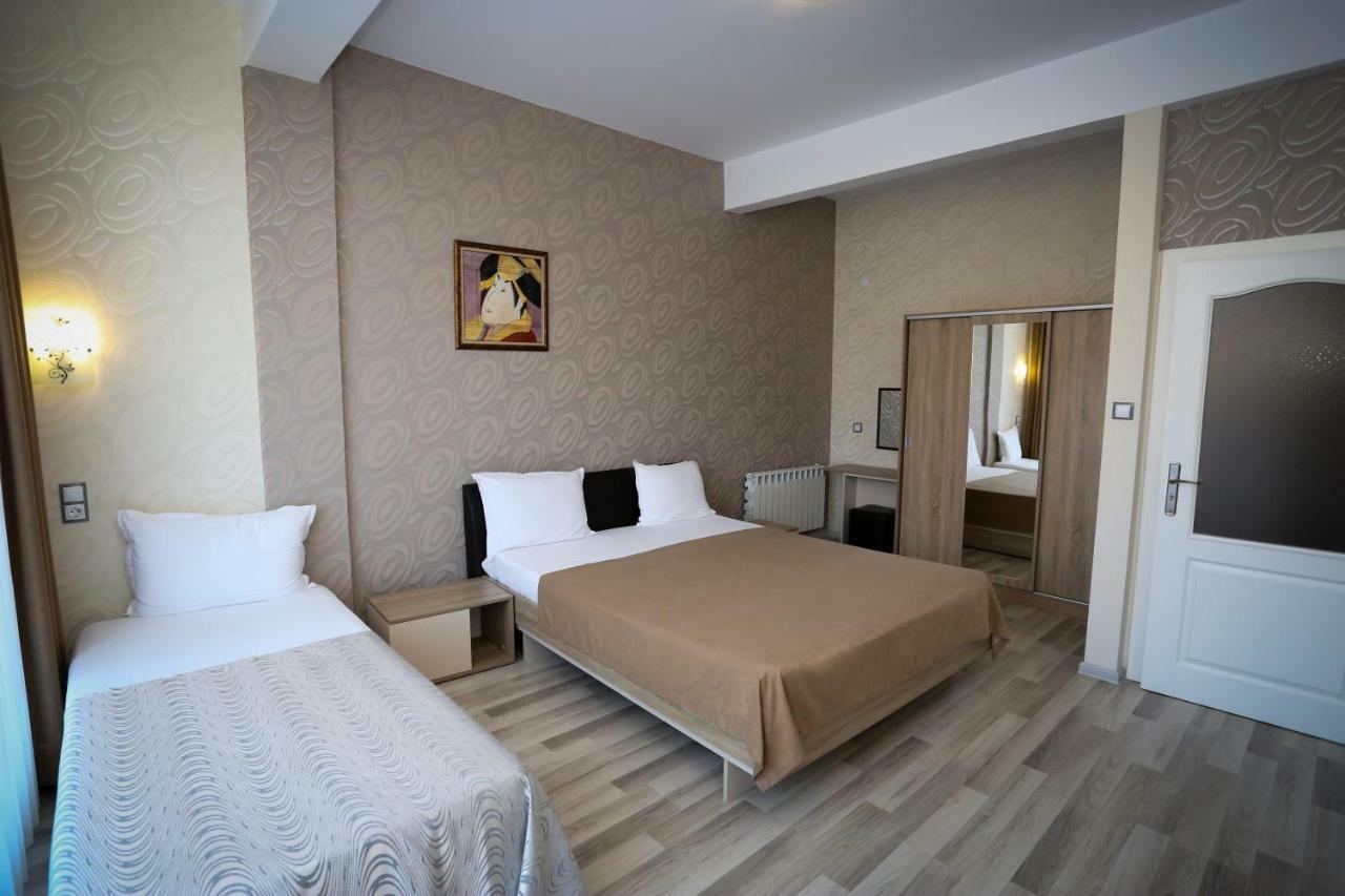 Apart Hotel Central 莫姆奇尔格勒 外观 照片